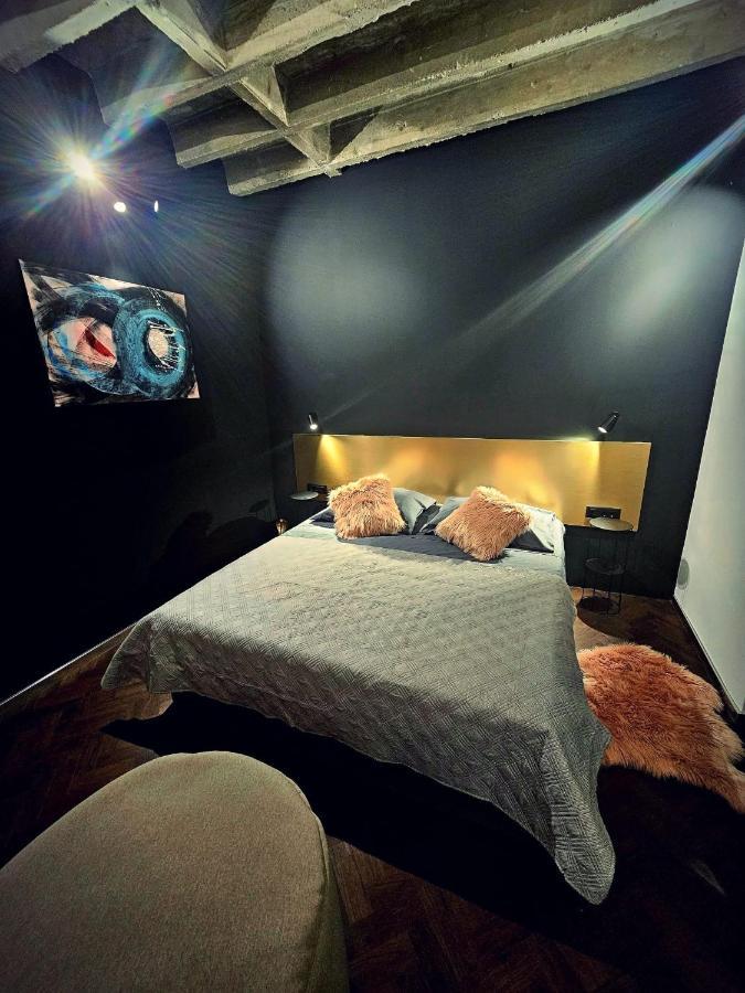 Booza 69 Luxury Rooms สปลิท ภายนอก รูปภาพ