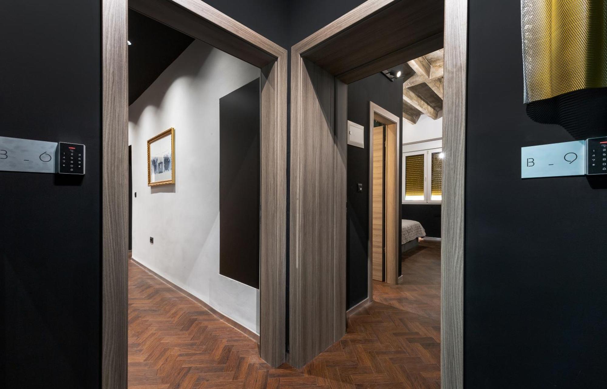 Booza 69 Luxury Rooms สปลิท ภายนอก รูปภาพ